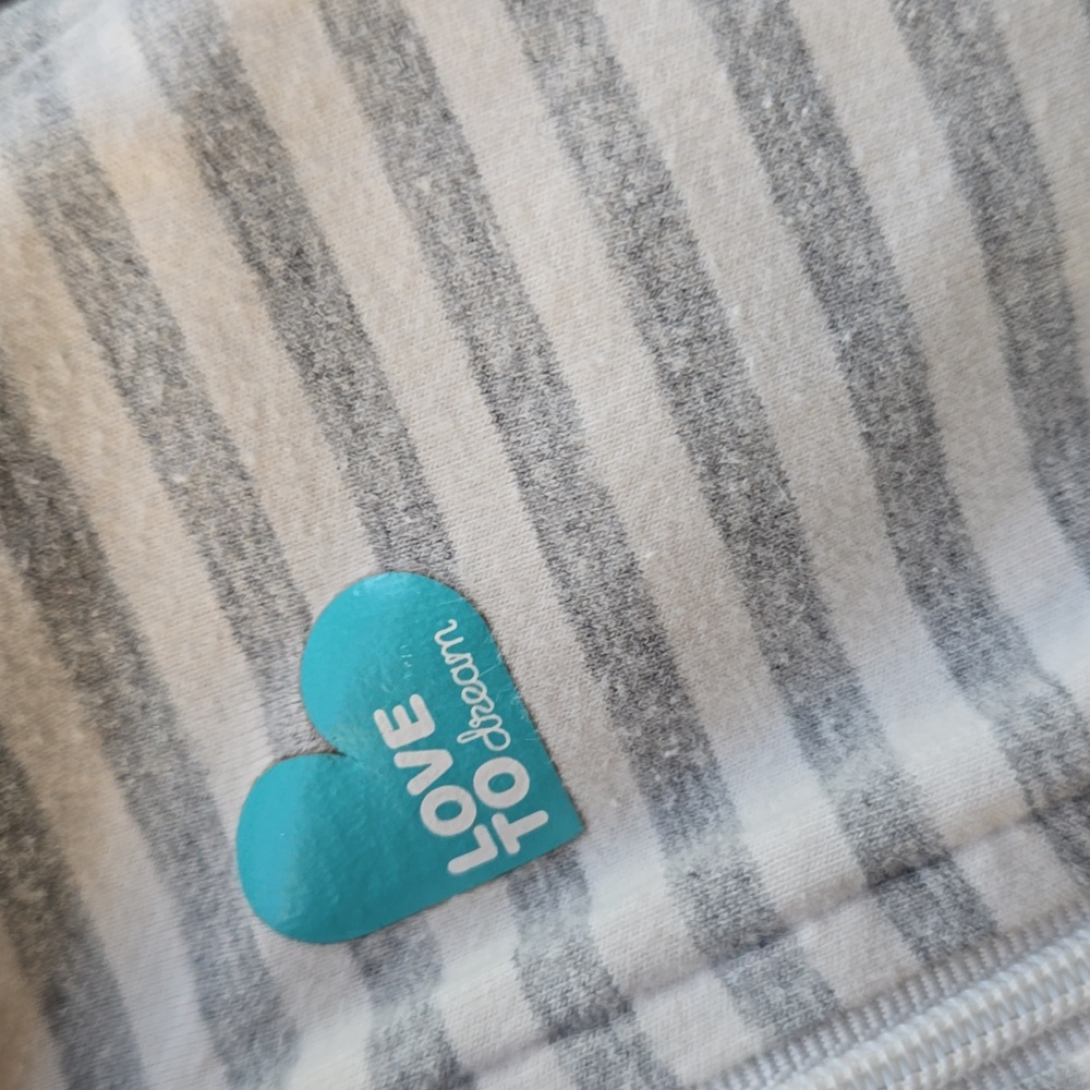 Love to Dream Swaddle UP Transition Bag Original M 1.0 TOG Gray Stripe - Picture 2 of 3